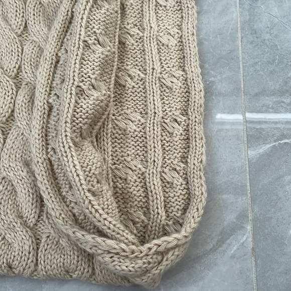 Women's Cable Knitted Infinity Scarf - Picture 10 of 15